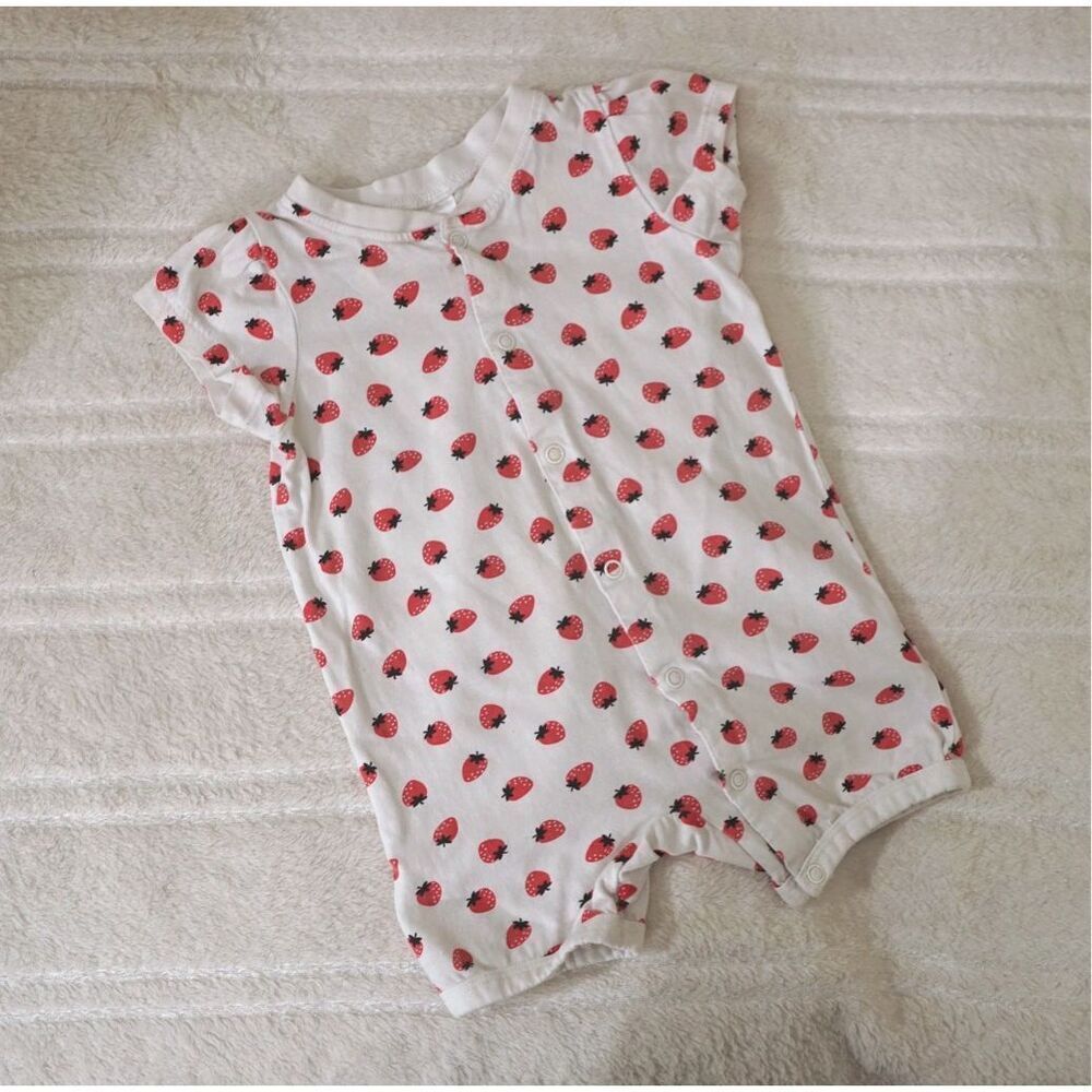 H&M Baby Girls White Strawberry One-Piece